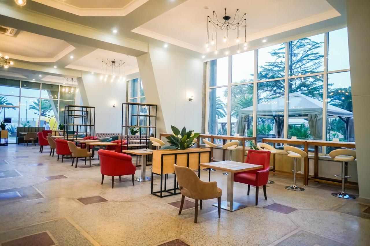 Amza Park Hotel 가그라 외부 사진
