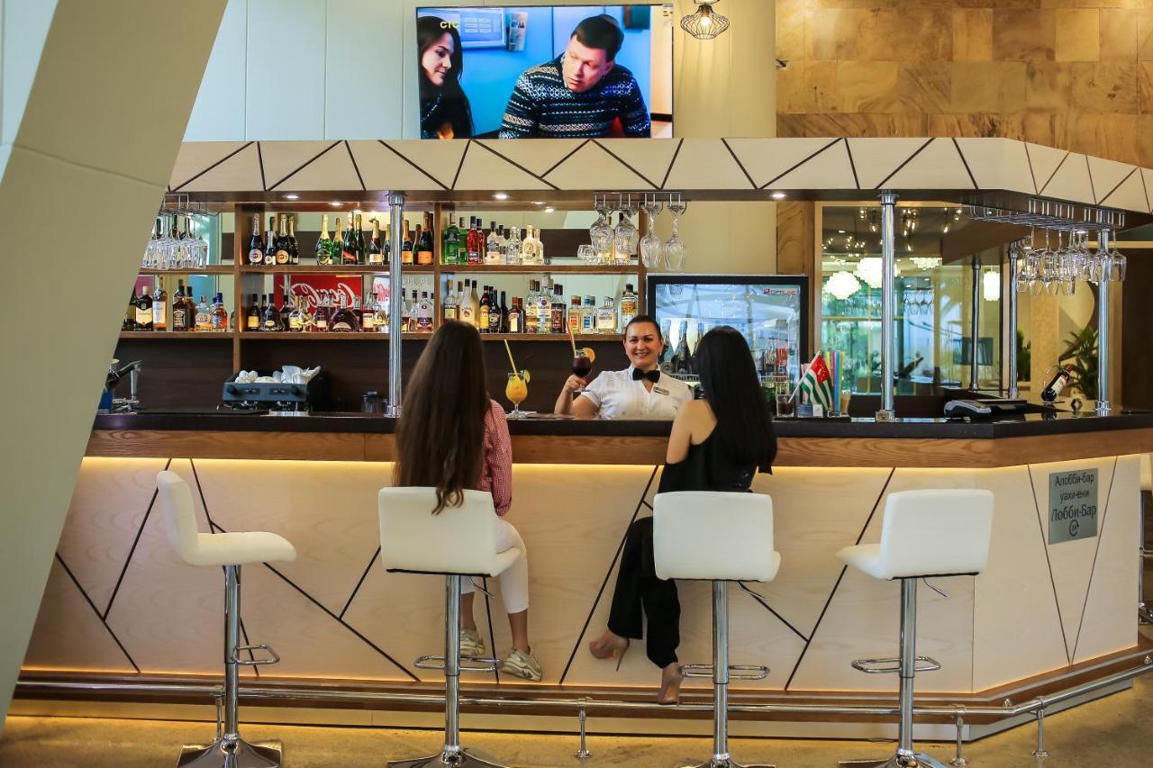 Amza Park Hotel 가그라 외부 사진