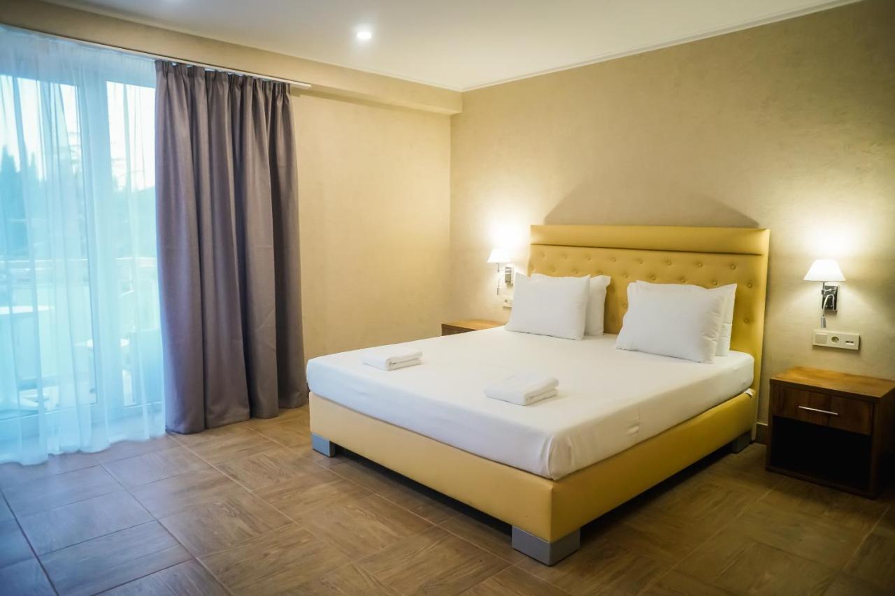 Amza Park Hotel 가그라 외부 사진