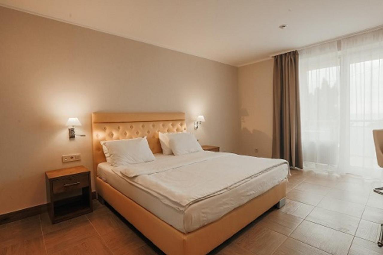 Amza Park Hotel 가그라 외부 사진